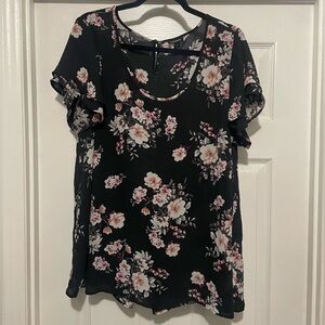 🌈3/$13 Torrid🌈 Torrid Black Floral Blouse